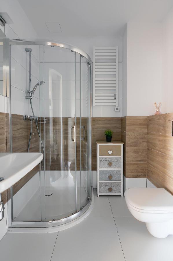 Apartament Z Widokiem Na Morze - Nadmorski Luksus Apartamenty Ustronie Morskie Dış mekan fotoğraf